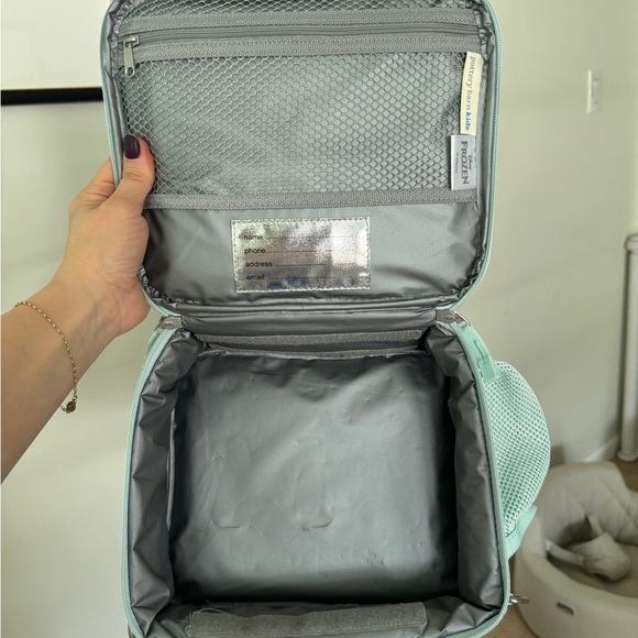 Lunchbox Pottery Barn Kids Frozen Elsa Anna personalized Abigail Abby disney - Picture 8 of 10